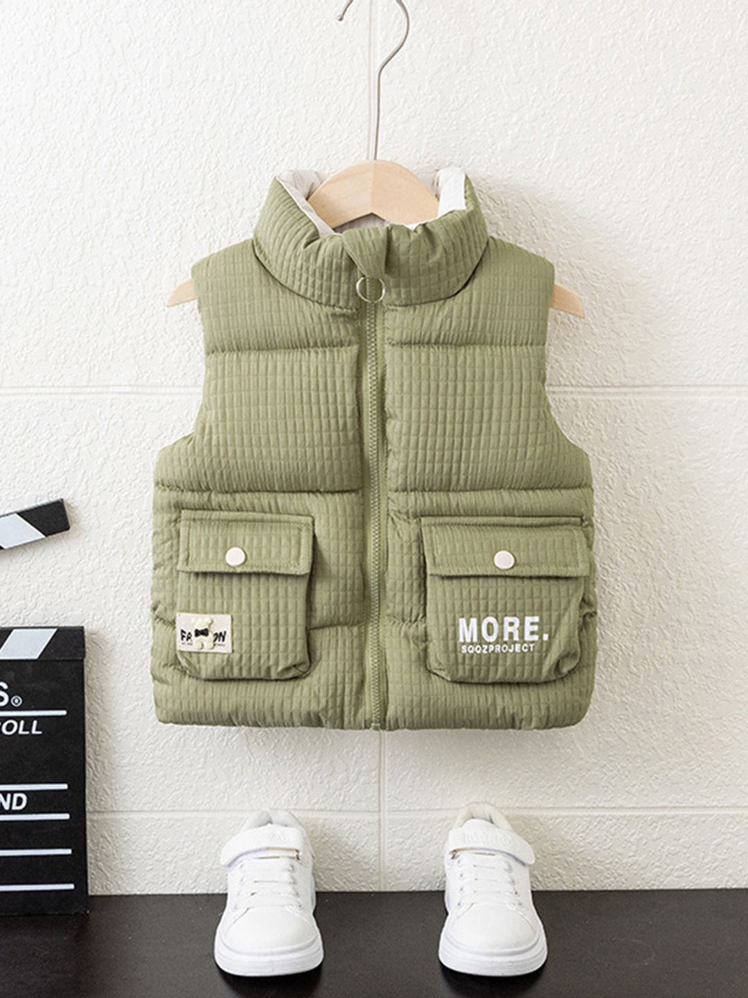 

INCLUD Boys Lightweight Sleeveless Puffer Jacket, Green