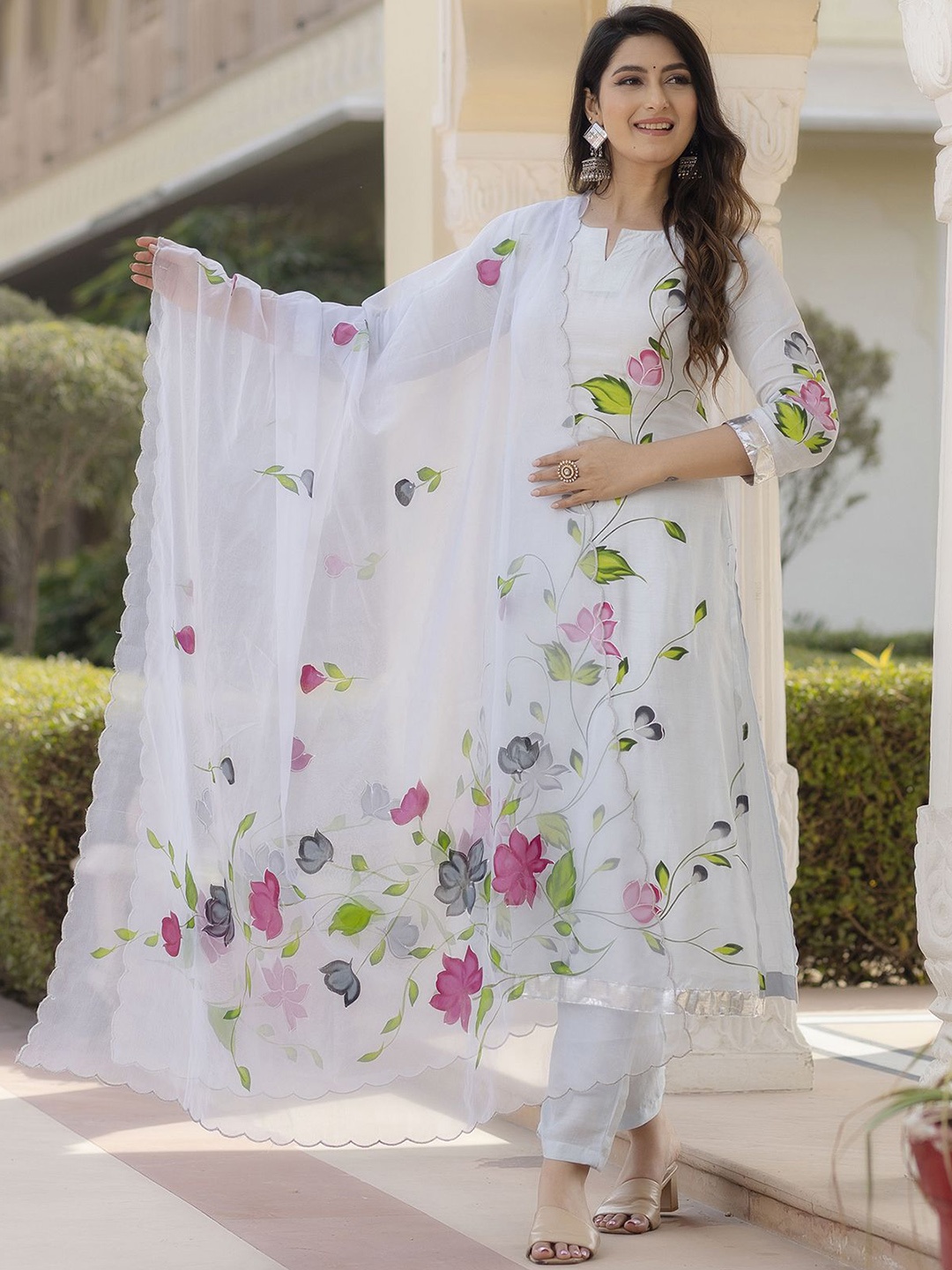 

Rangeelo Floral Printed Pure Cotton Straight Kurta With Trousers & Dupatta, White