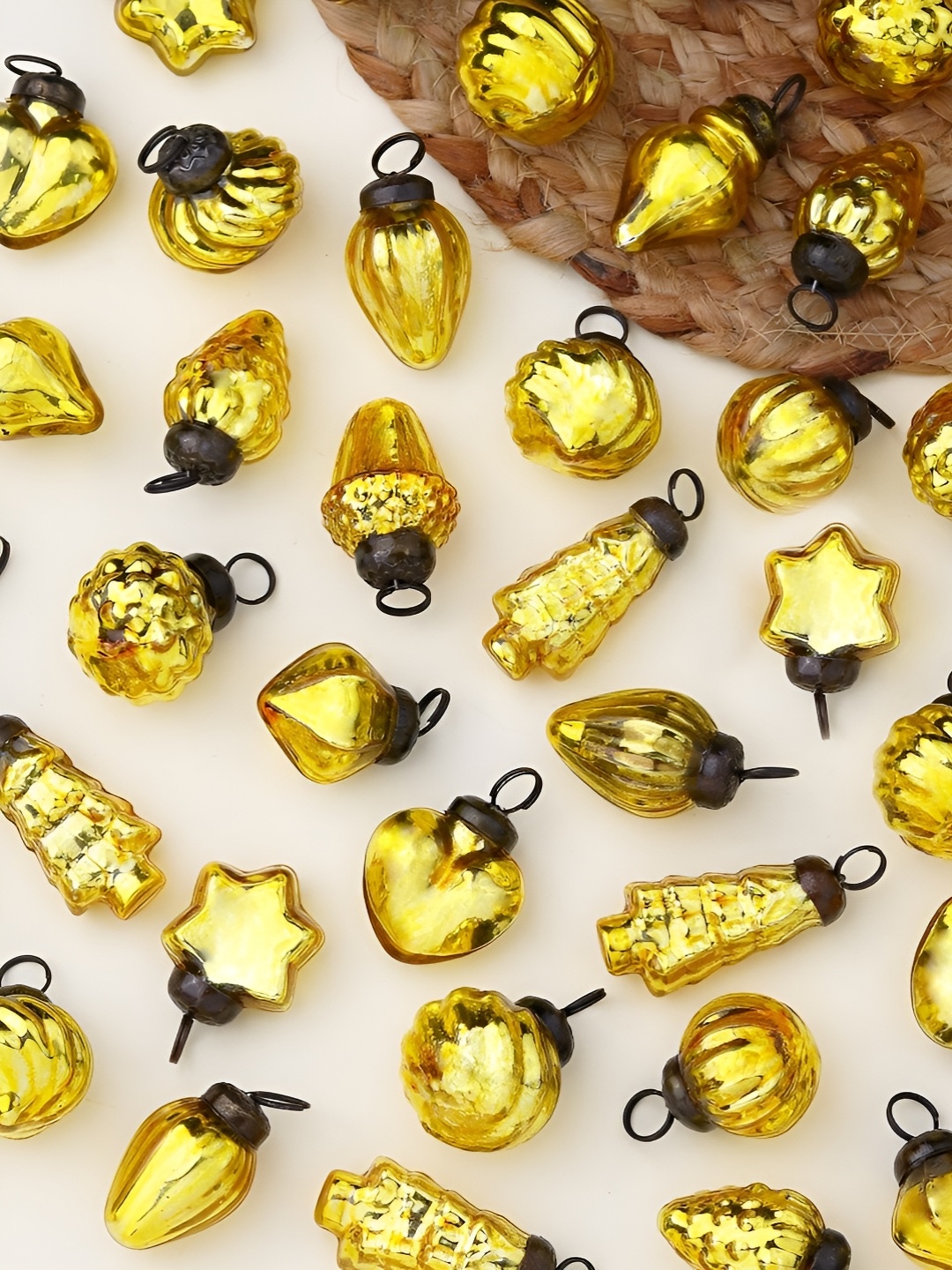 

Indianshelf 25 Pcs Glossy Glass Christmas Tree Ornaments, Gold