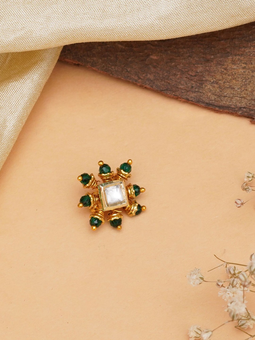 

Mali Fionna Gold-Plated Artificial Stones and Beads Stud Nosepin, Green