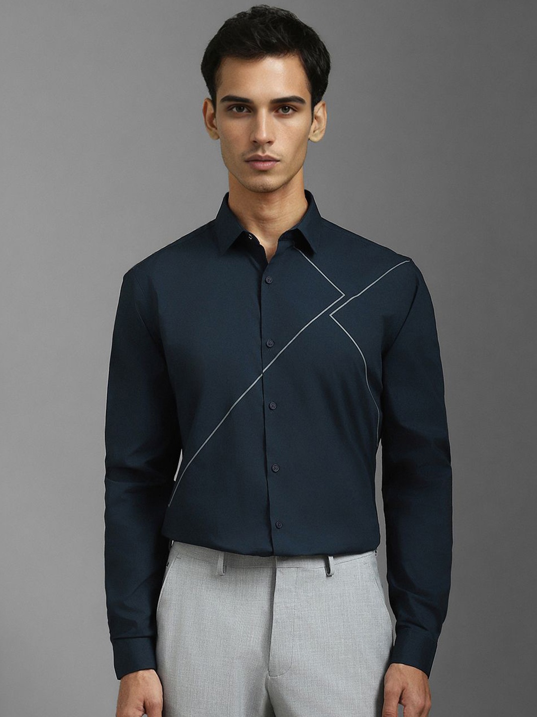 

Louis Philippe Sport Men Super Slim Fit Opaque Printed Casual Shirt, Navy blue