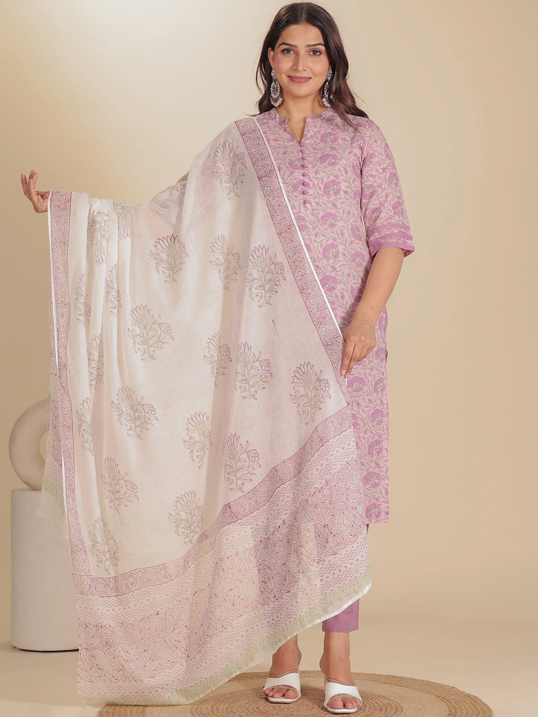 

Aramya Floral Printed Mandarin Collar Regular Pure Cotton Kurta With Trouser With Dupatta, Pink