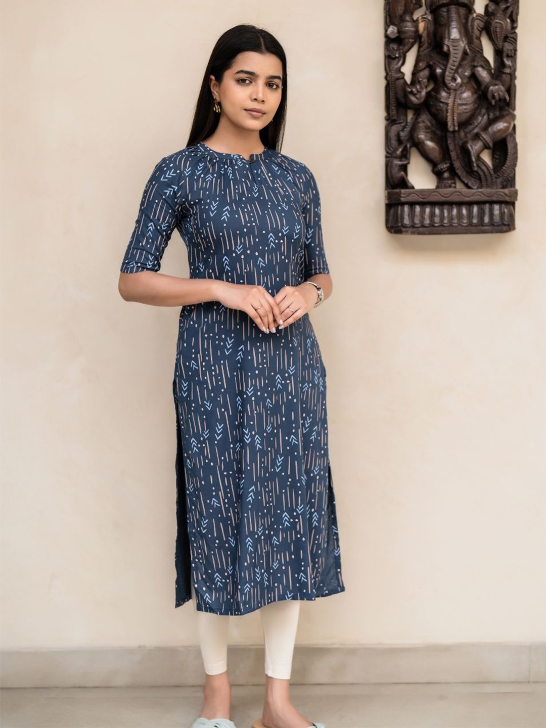 

HAY Geometric Printed Mandarin Collar Straight Kurta, Blue