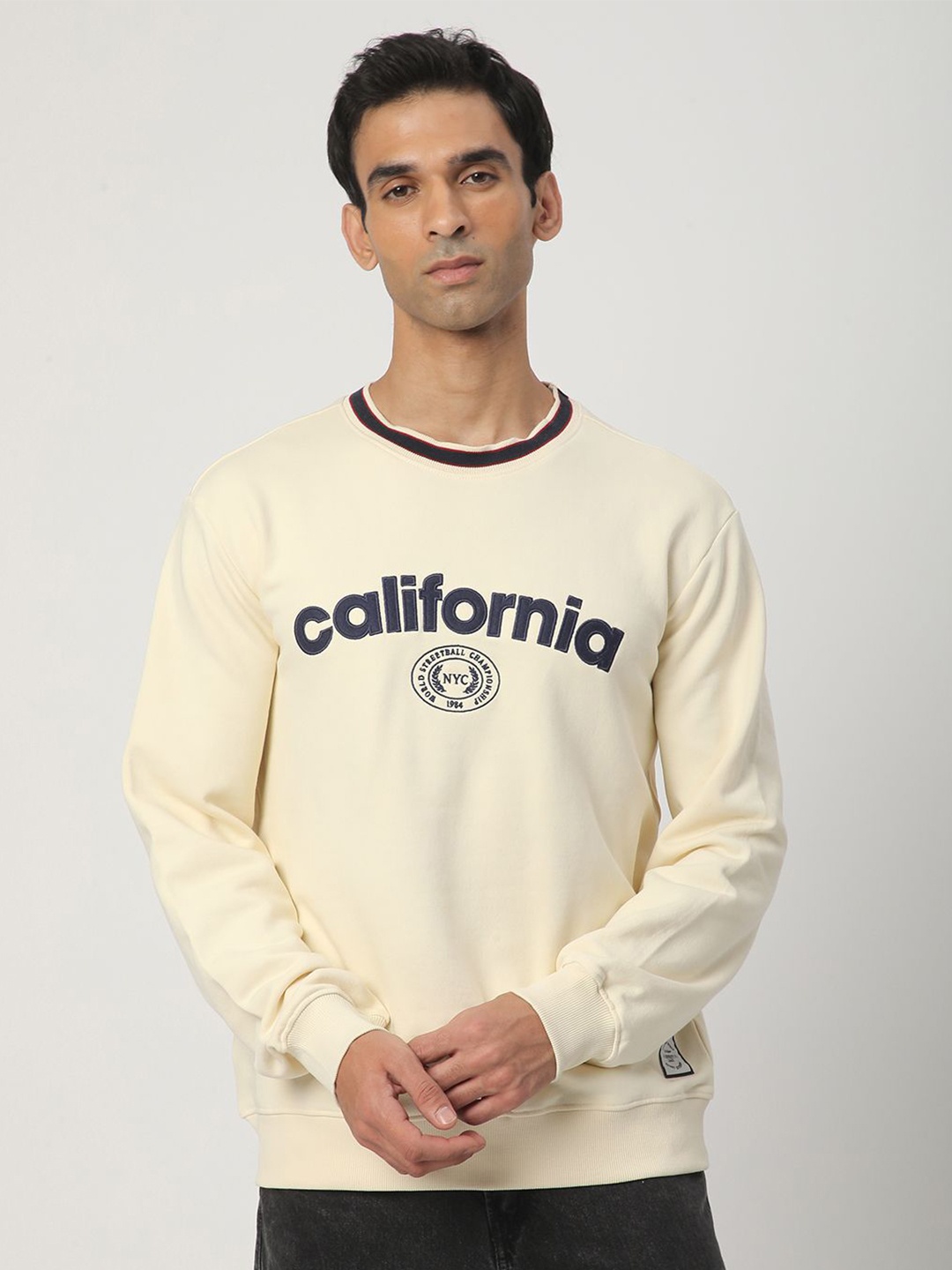 

R&B Men Printed Round Neck Long Sleeves Sweatshirt, Beige