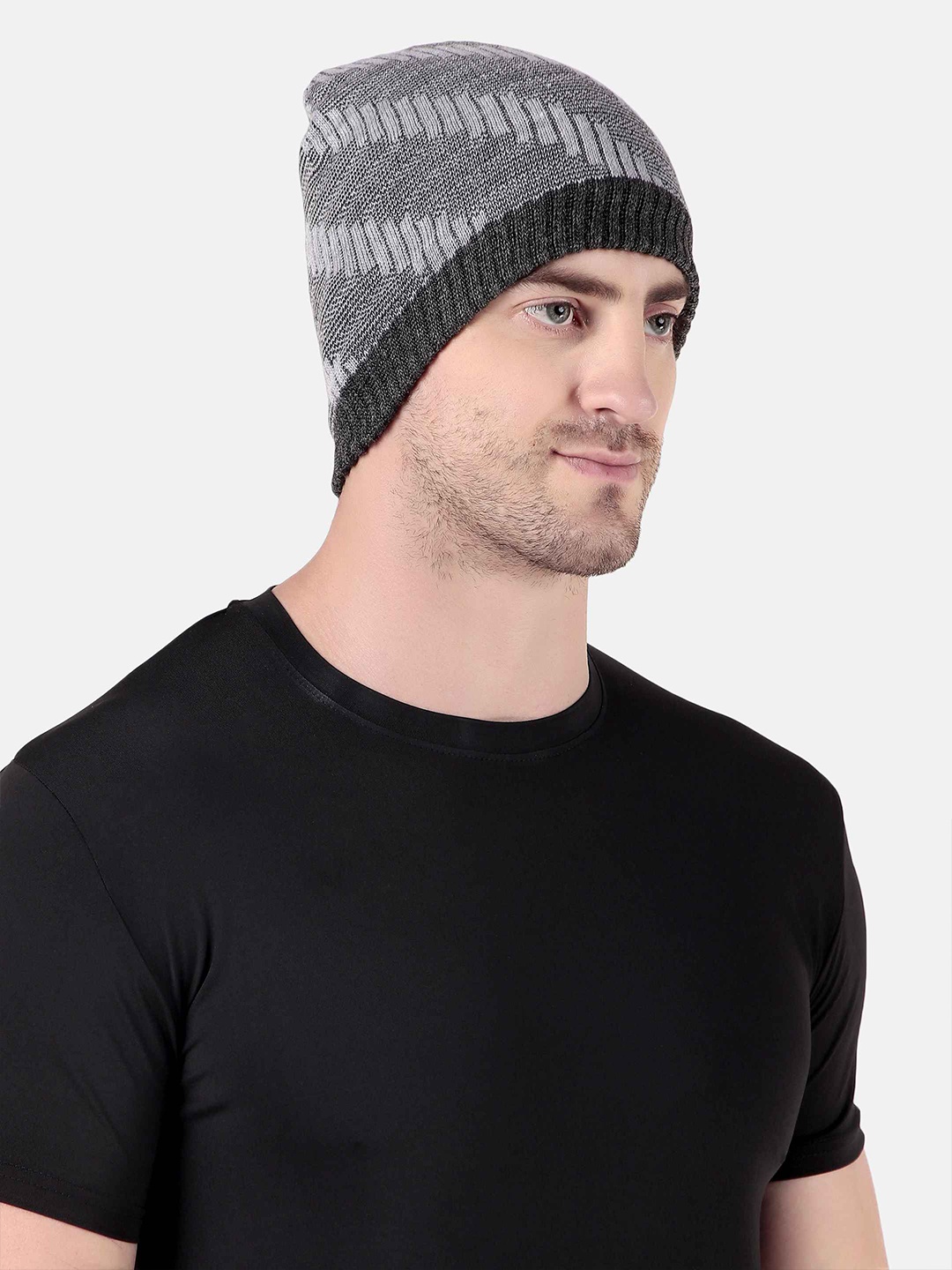 

WILD WEST Men Woollen Knitted Beanie, Grey