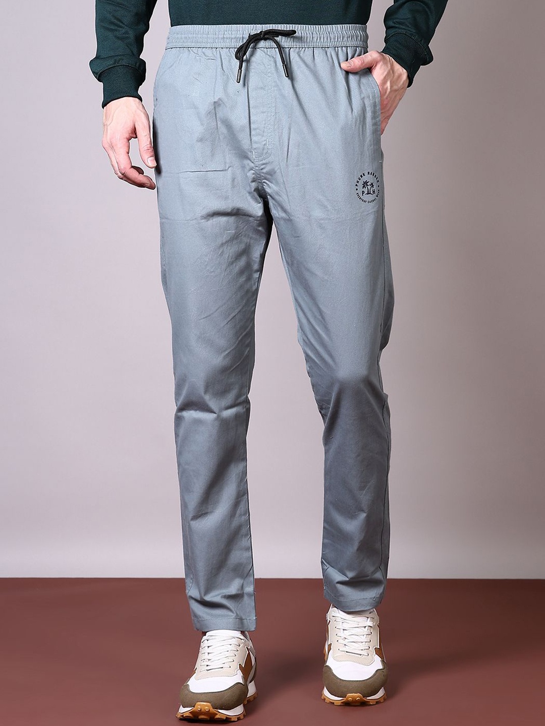 

V-Mart Men Mid-Rise Cotton Regular Trousers, Grey