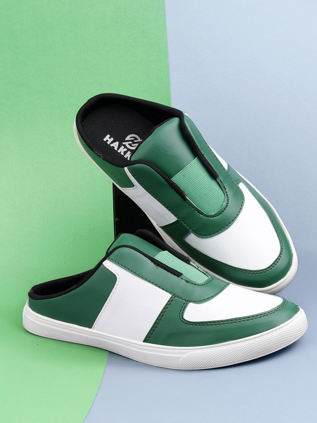 

HAKKEL Men Colourblocked Lightweight Mules, White