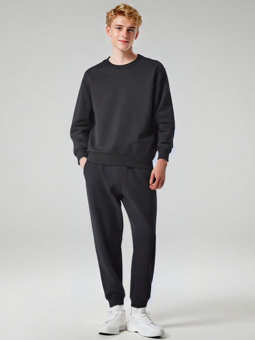 

StyleCast x Revolte Men Pullover Sweatshirt, Black