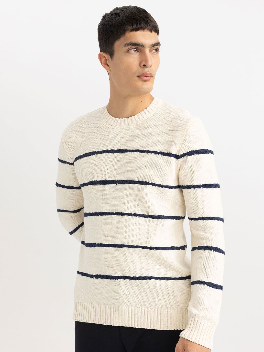 

DeFacto Men Round Neck Long Sleeves Striped Pullover, Cream