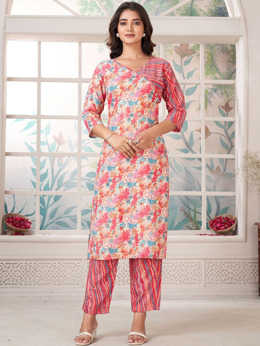 

KALINI Floral Printed Kurta with Palazzos, Pink