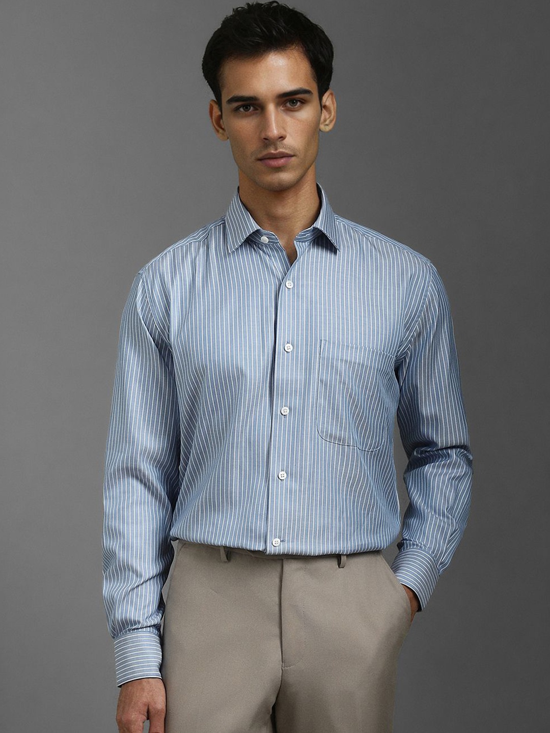 

Luxure by Louis Philippe Men Classic Fit Pure Cotton Striped Formal Shirt, Blue