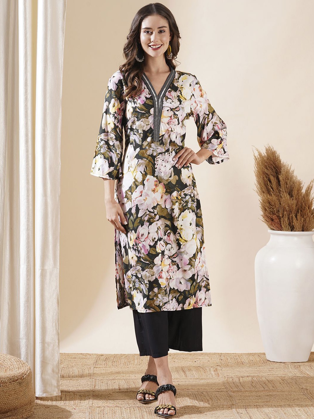 

FASHOR Pink Floral Printed V-Neck Straight Kurta With Palazzos