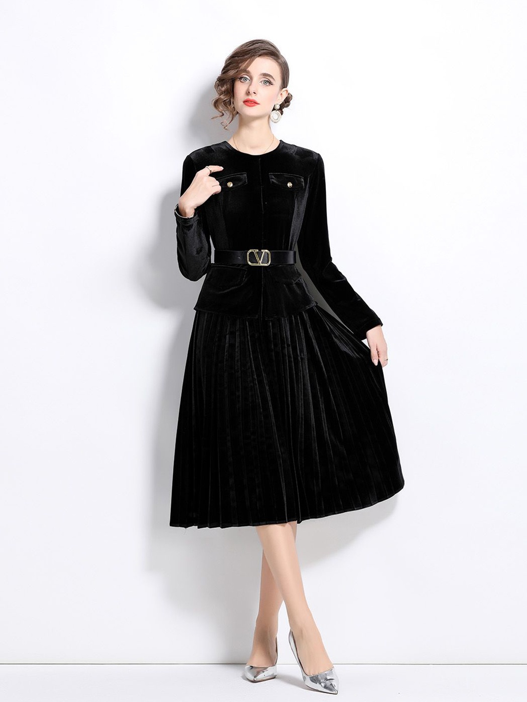 

JC Collection Women Round Neck Long Sleeves A-Line Midi Dress, Black