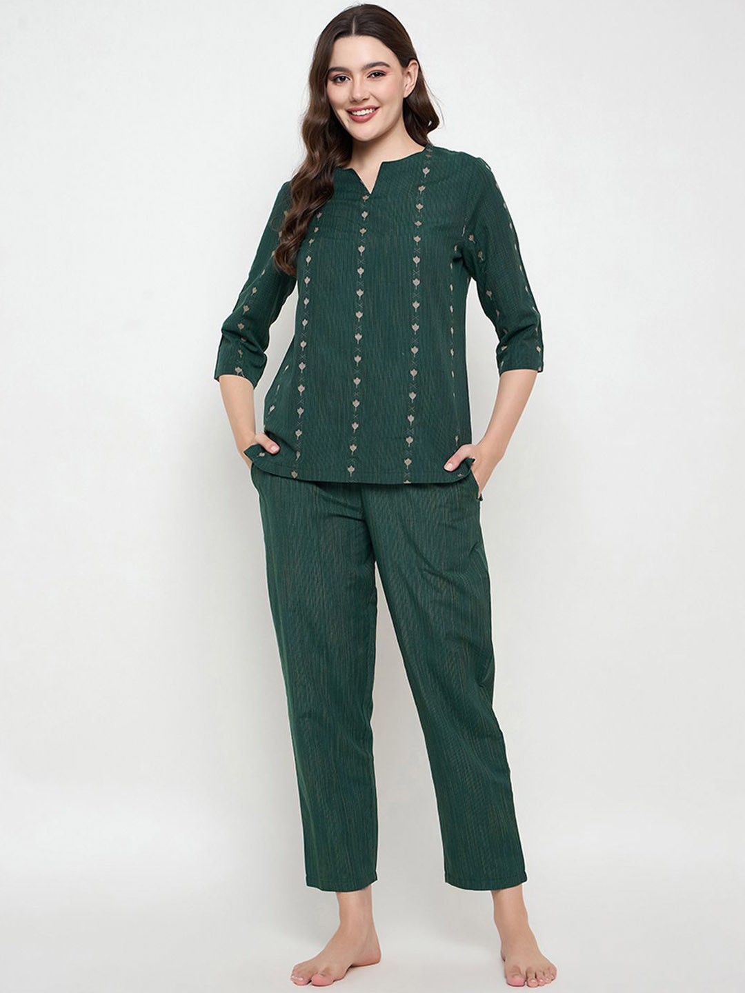 

Clovia Women Printed Night suit, Green