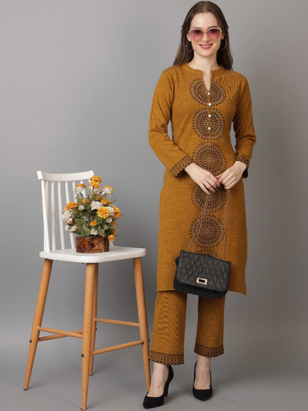 

TWENTY ME Geometric Printed Straight Kurta with Palazzos, Mustard