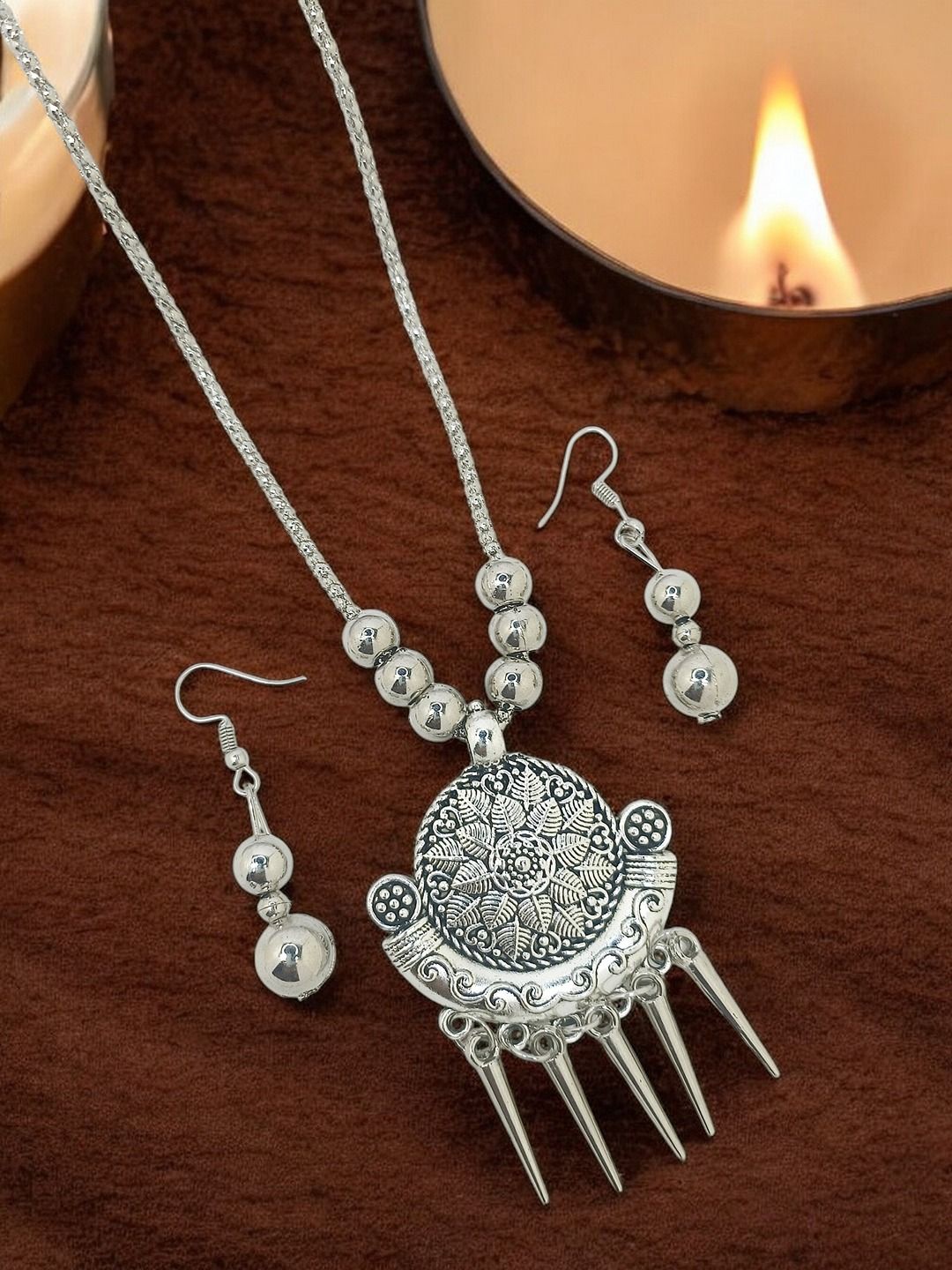 

9blings Silver-Plated Floral Shaped Oxidised Jewellery Set