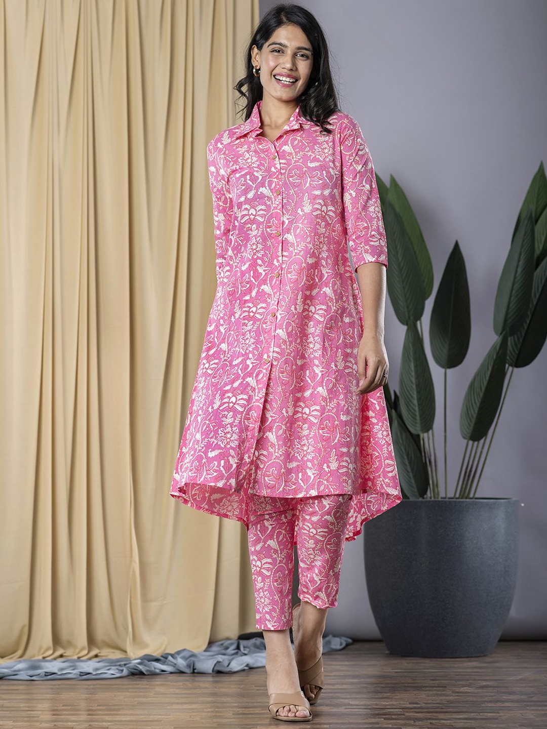 

KALINI Floral Printed Pure Cotton Straight Kurta With Trousers, Pink