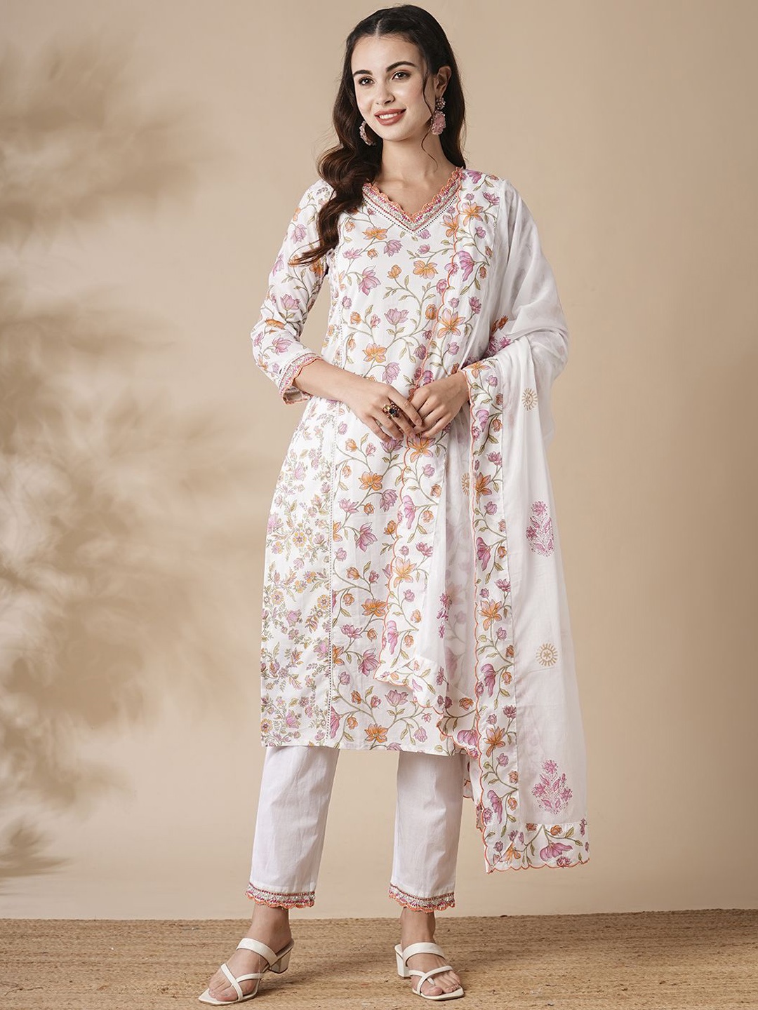 

FASHOR White & Pink Floral Printed Pure Cotton Straight Kurta With Trousers & Dupatta