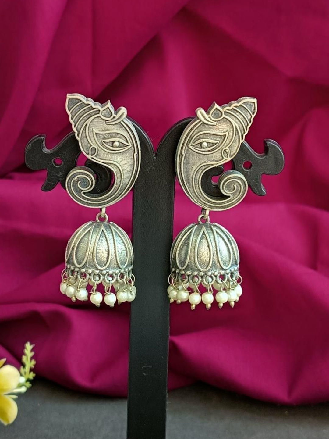 

Efulgenz Silver-Plated Dome & Elephant Shaped Antique Jhumkas