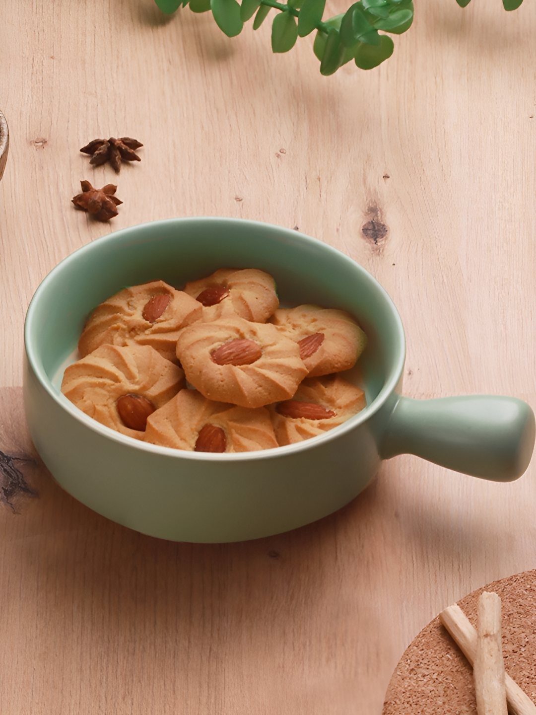 

TIED RIBBONS Green Ceramic Matte Serving Bowls With Handle- 750 ml