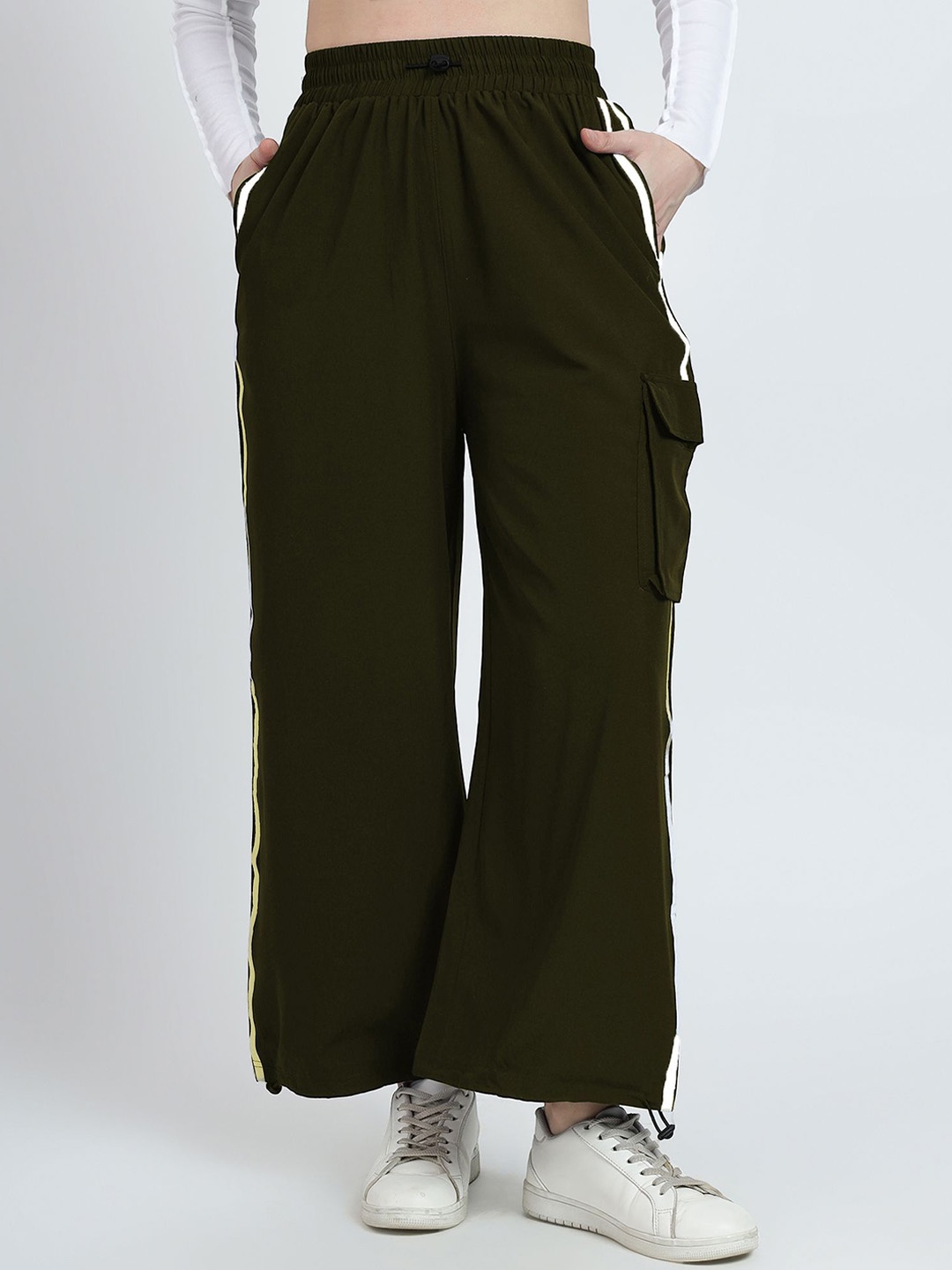 

TABADTOD Women Striped Relaxed Loose Fit Flat-Front Trousers, Green