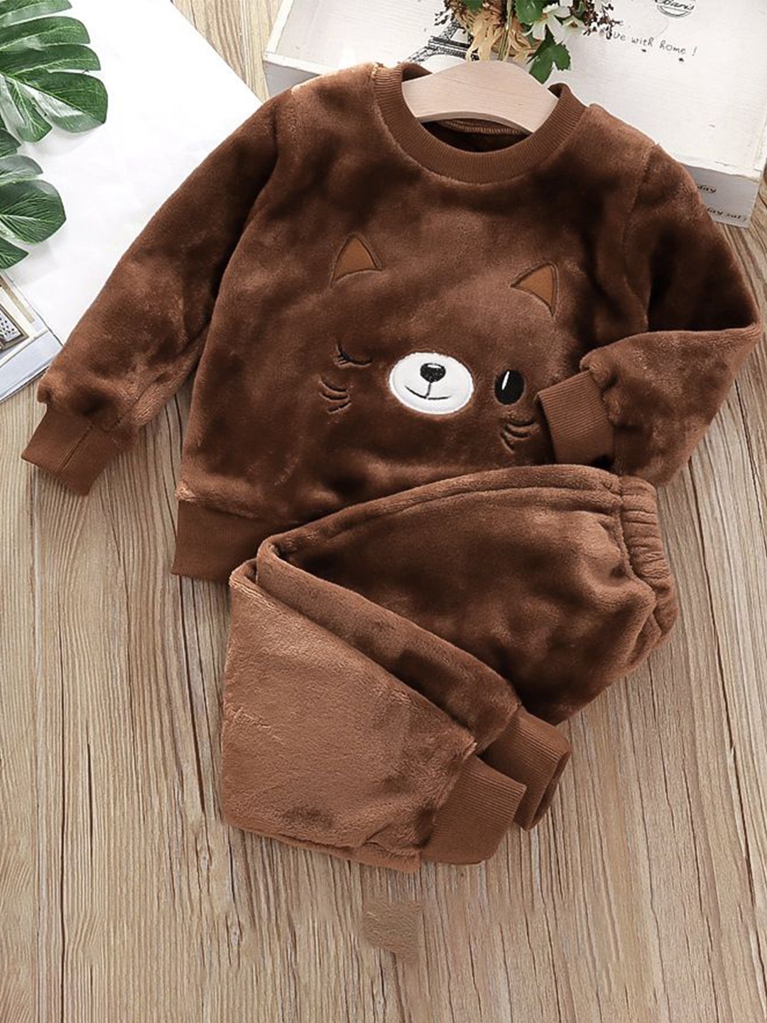 

Babymoon Unisex Kids Self Design Round Neck Long Sleeves Sweatshirt With Jogger, Brown