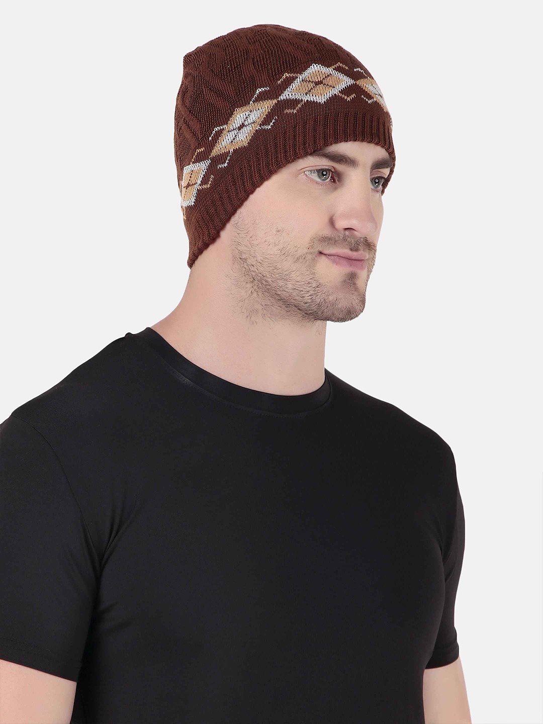 

WILD WEST Men Self Design Woollen Beanie, Brown