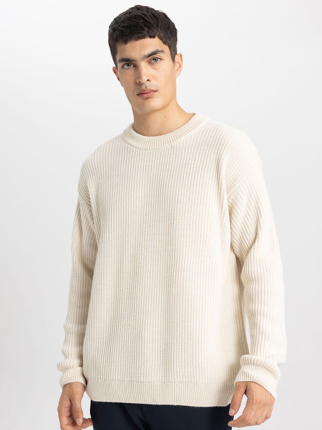 

DeFacto Men Round Neck Ribbed Pullover, White