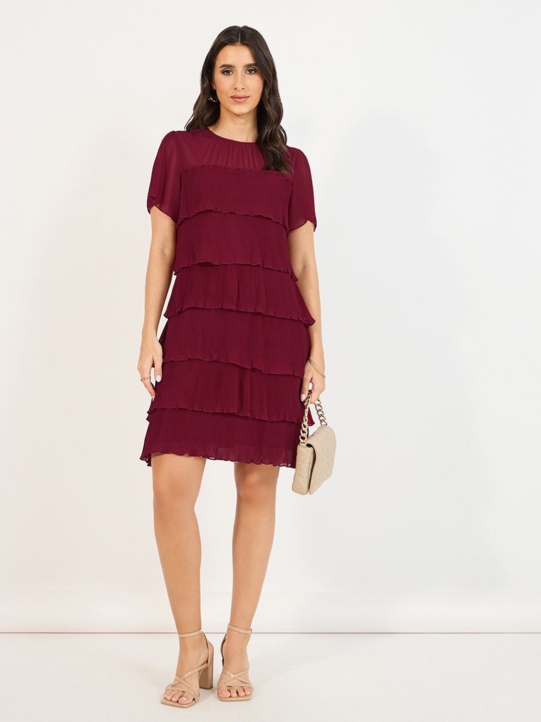 

Styli Women Boat Neck Sheath Dress, Maroon