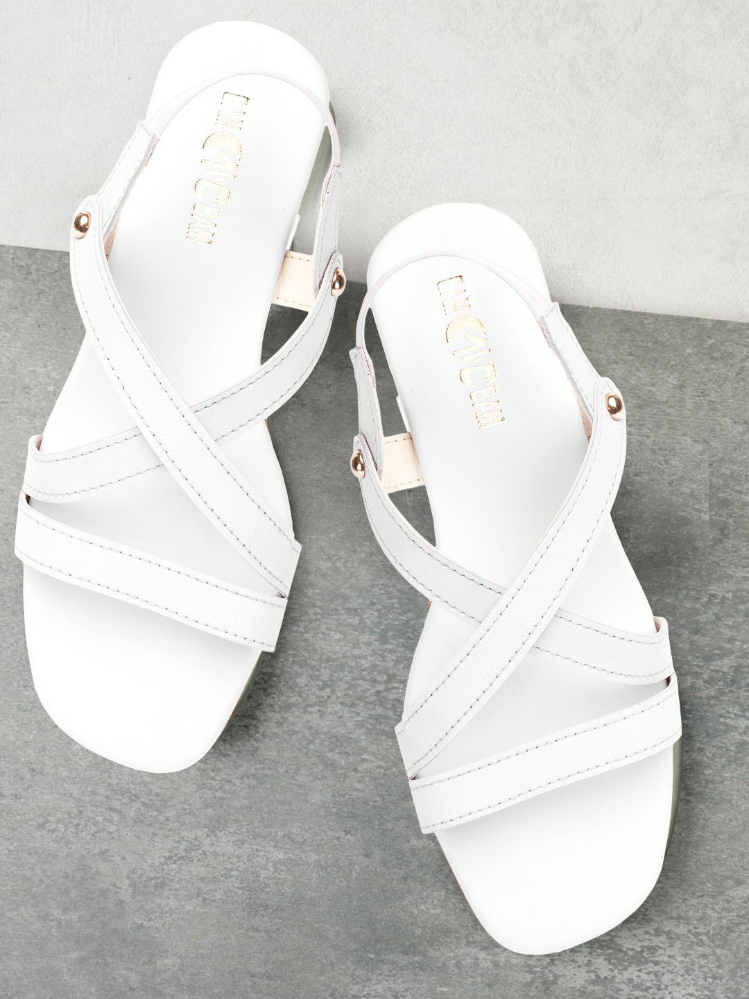 

bam bam Women Open Toe Flats, White