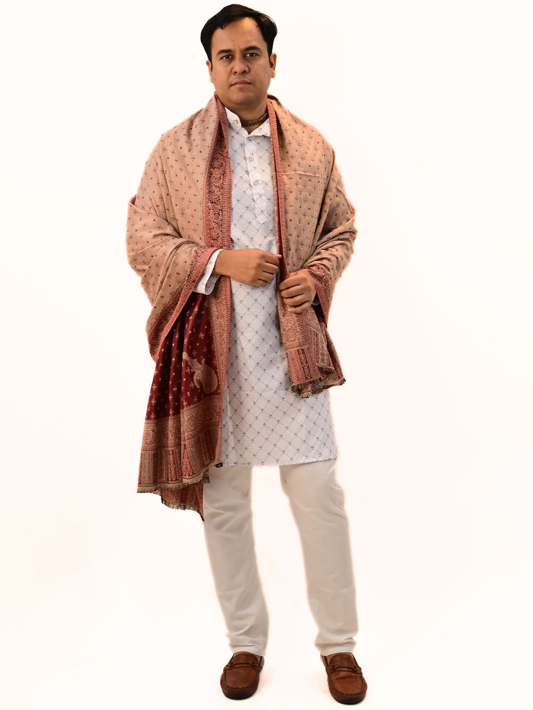 

Vrinde Men Paisley Printed Pure Woollen Shawl, Beige