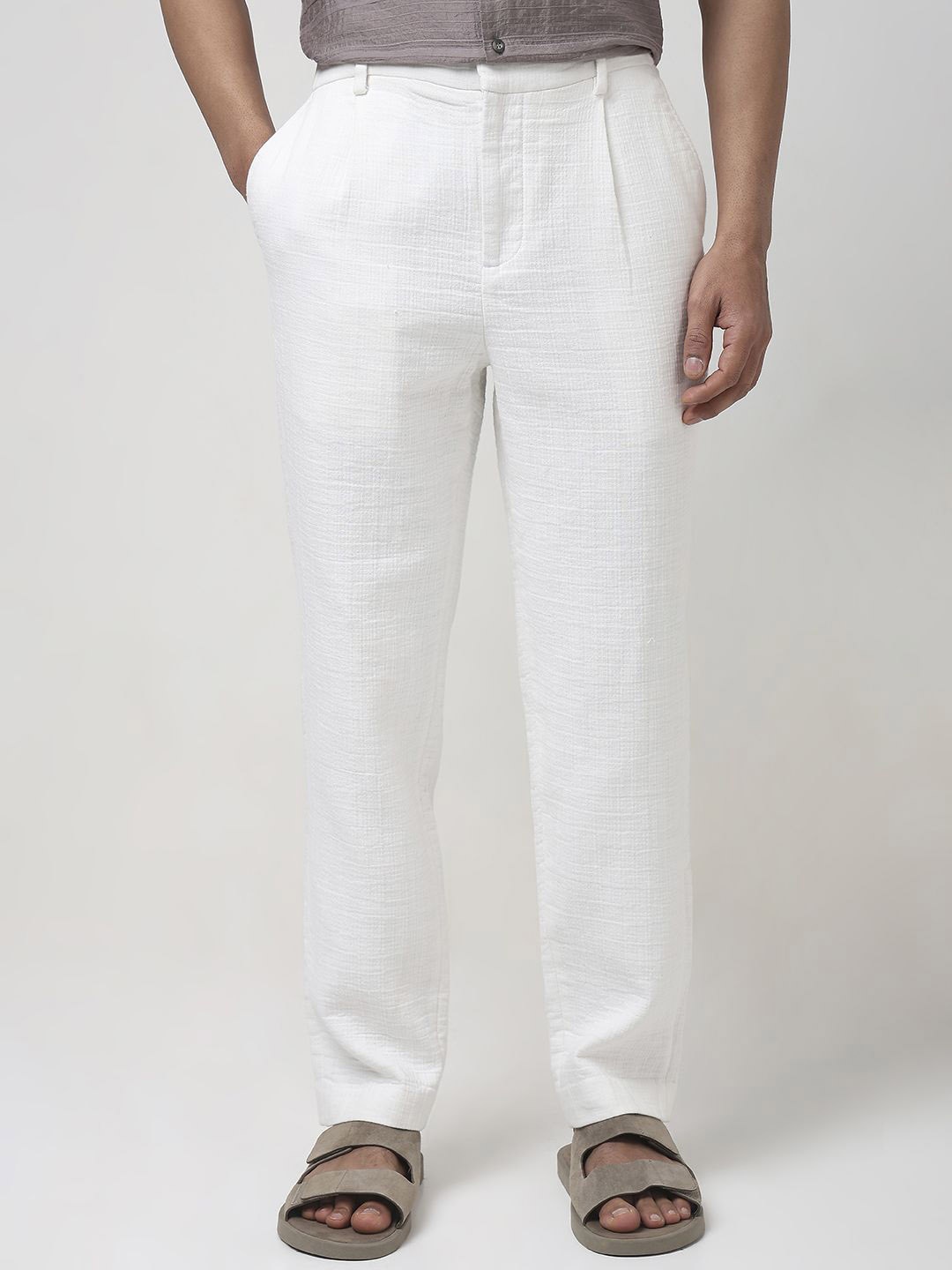 

Mufti Men Mid-Rise Tapered Fit Pleated Trousers, White