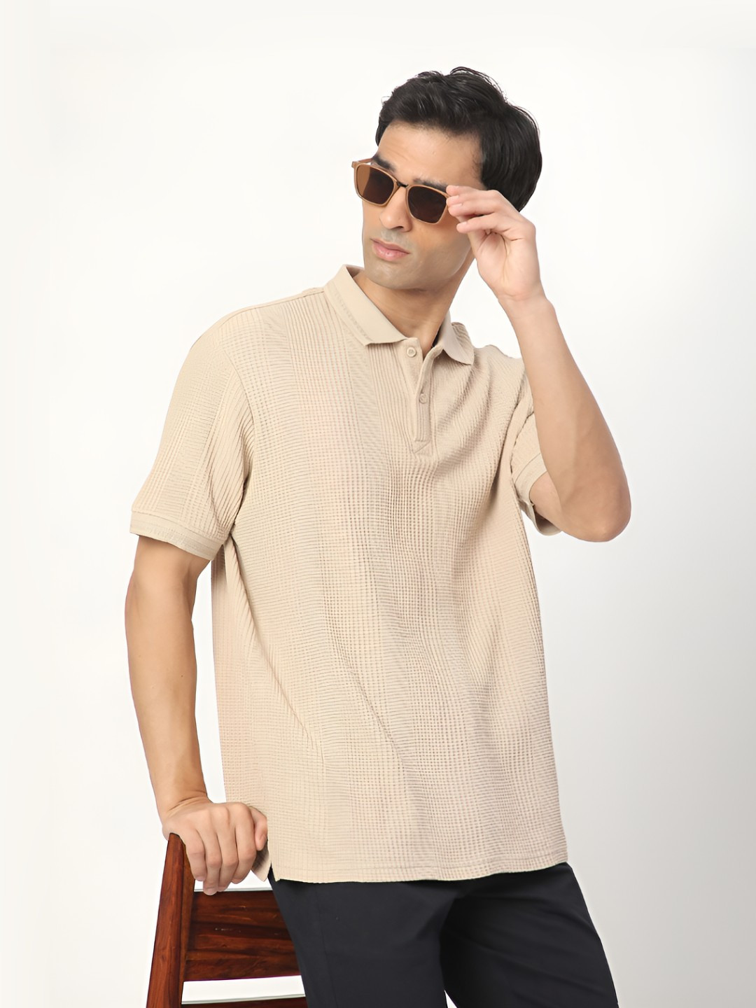 

R&B Men Polo Collar Self-Design T-shirt, Beige