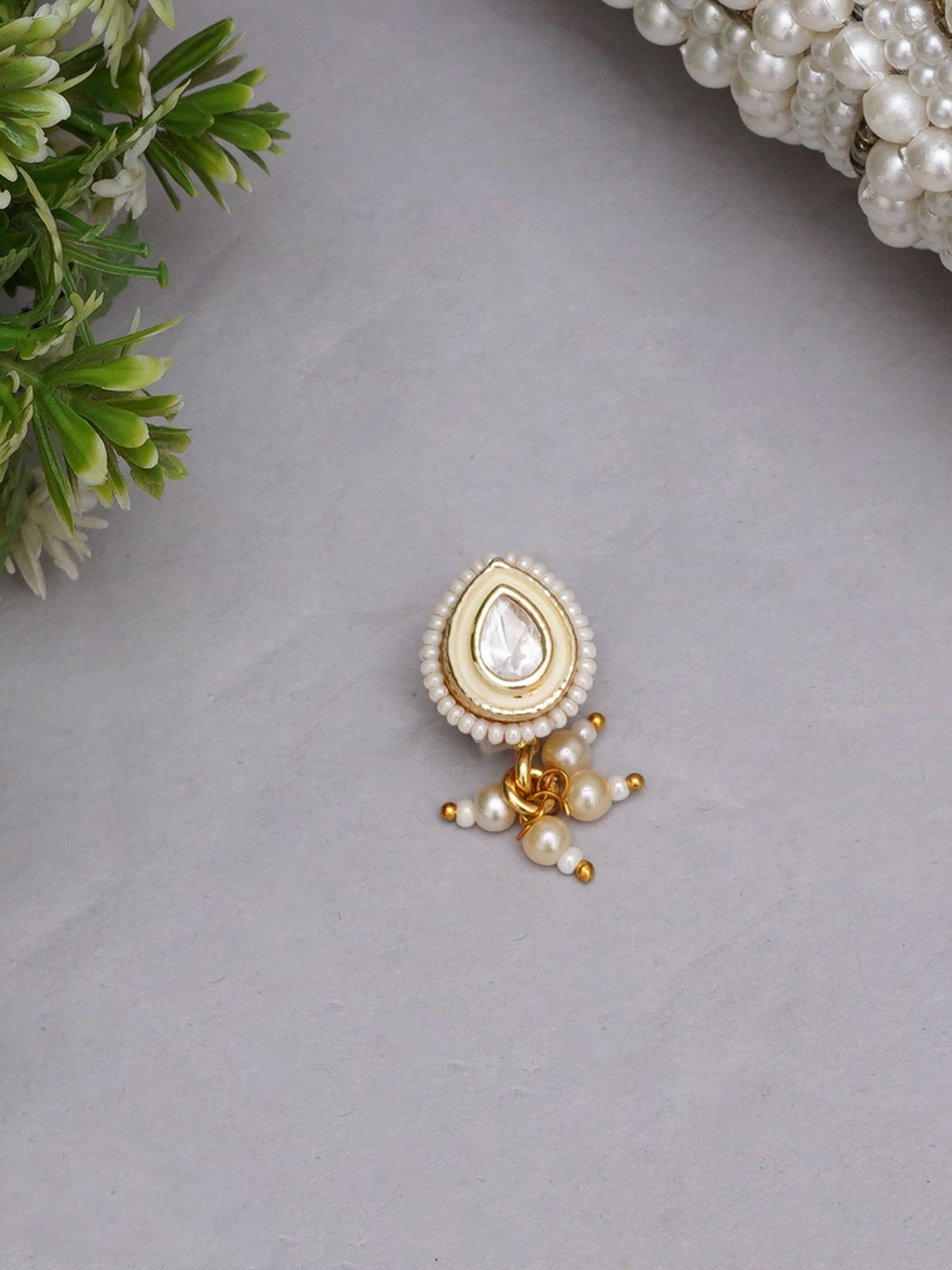 

Mali Fionna Gold-Plated Artificial Stones and Beads Stud Nosepin