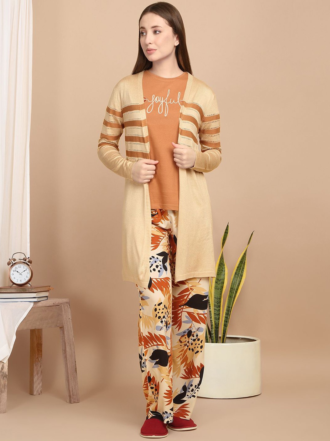 

Sweet Dreams Women Printed Night suit, Brown