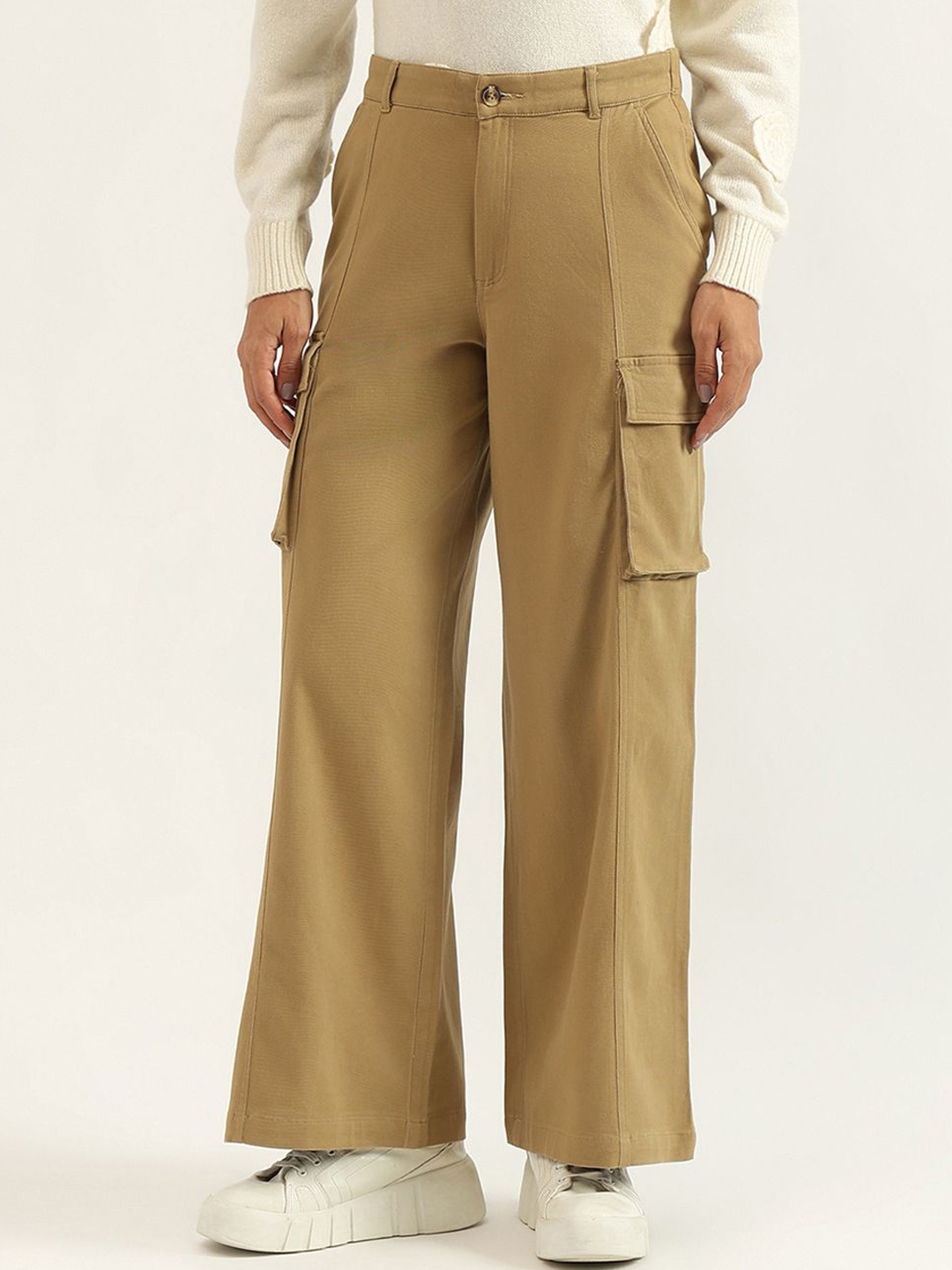 

United Colors of Benetton Women High-Rise Cargos Trousers, Khaki