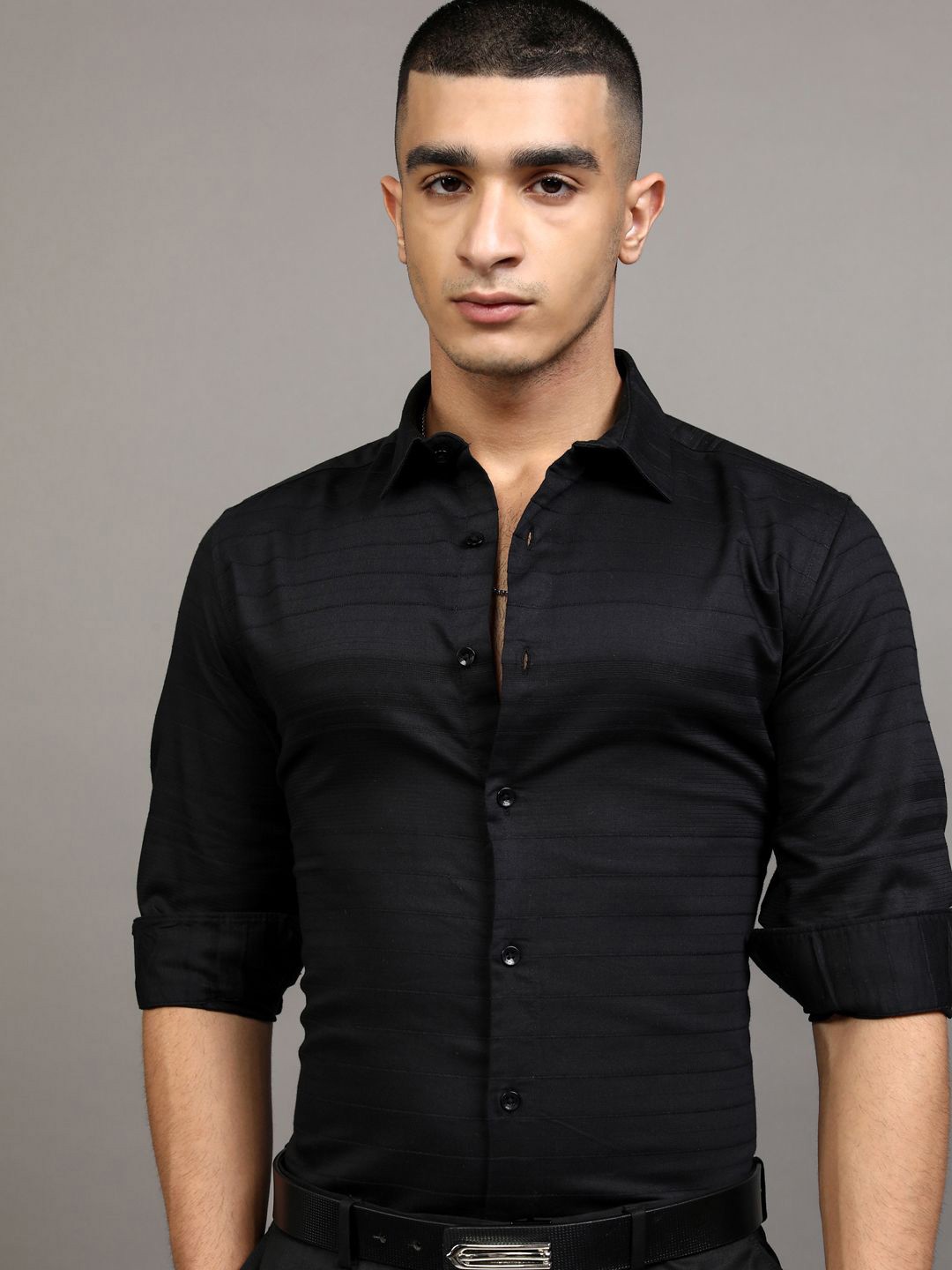 

HIGHLANDER Men Dobby Textured Striped Occasion Shirt, Black
