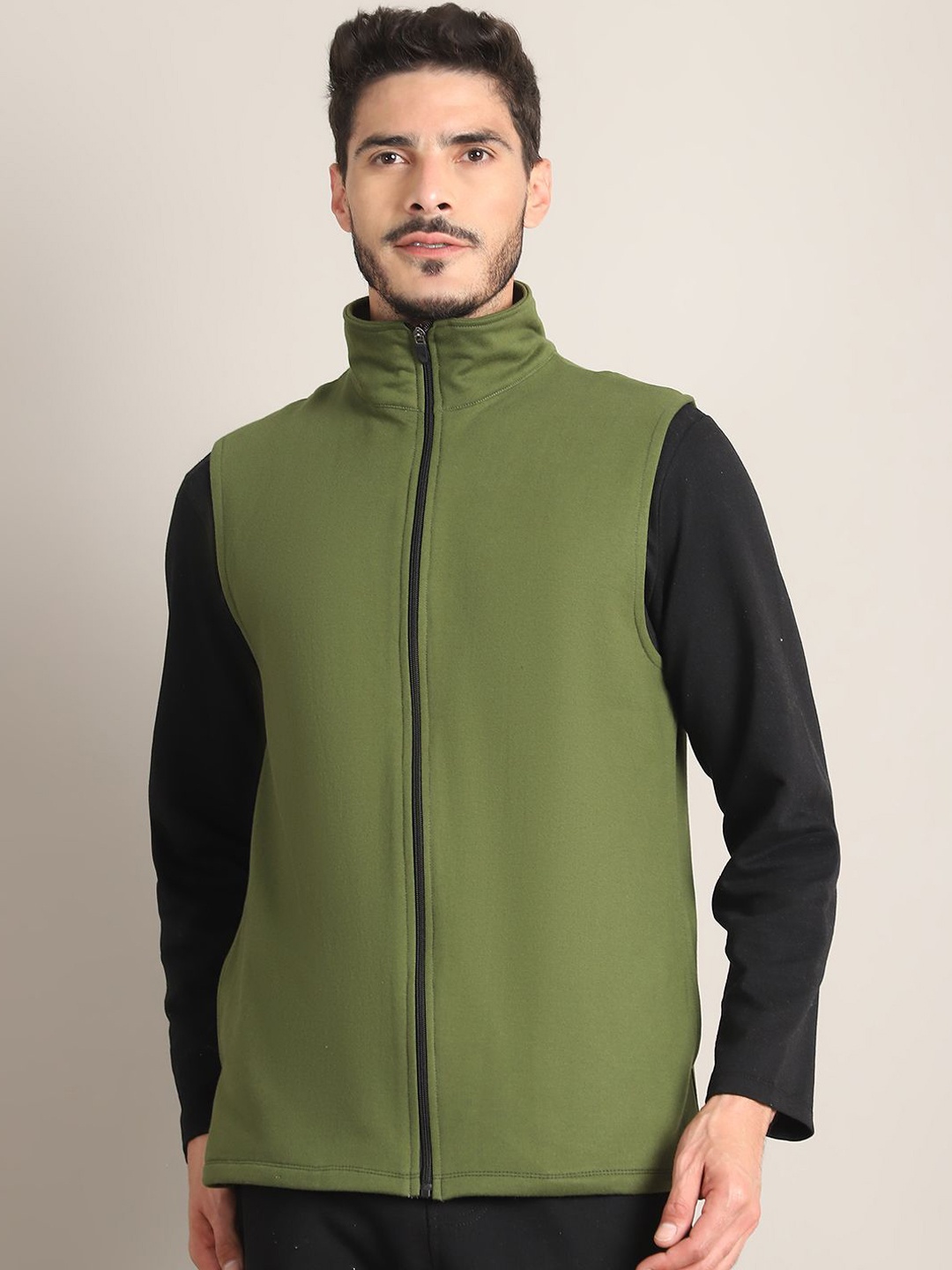 

Rute Men Sleeveless Tailored Jacket, Green