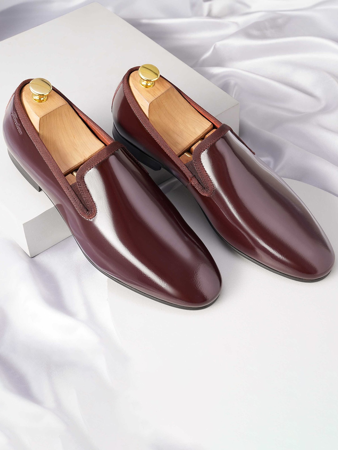 

Florsheim Men Formal Slip On Leather Shoes, Burgundy