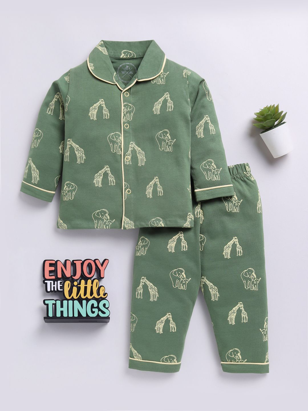 

Clt.s Kids Printed Long Sleeves Night suit, Green