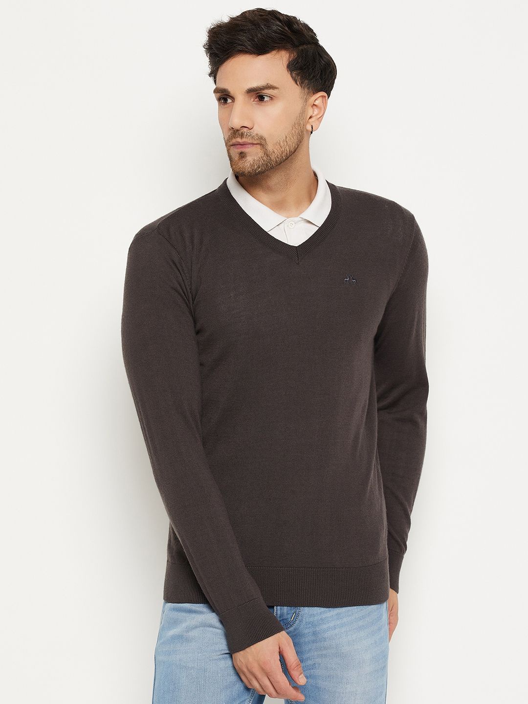 

98 Degree North Men V-Neck Woollen Pullover, Charcoal