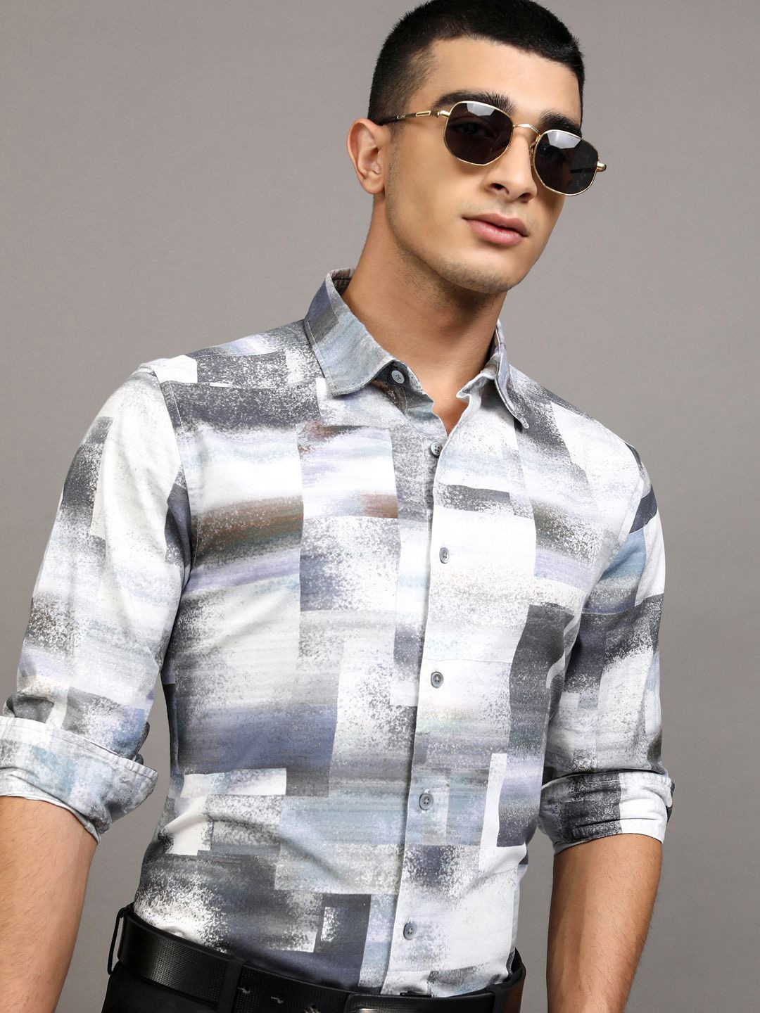 

HIGHLANDER Men Printed Regular Fit Casual Shirt, Grey