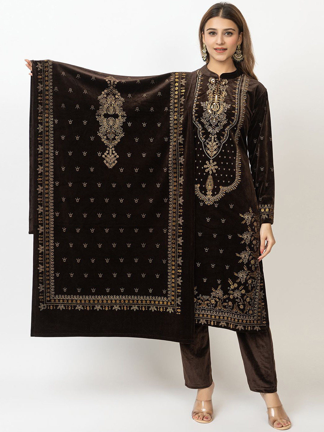 

Pampara Ethnic Motifs Embroidered Sequinned Velvet Kurta with Trousers & Dupatta, Brown