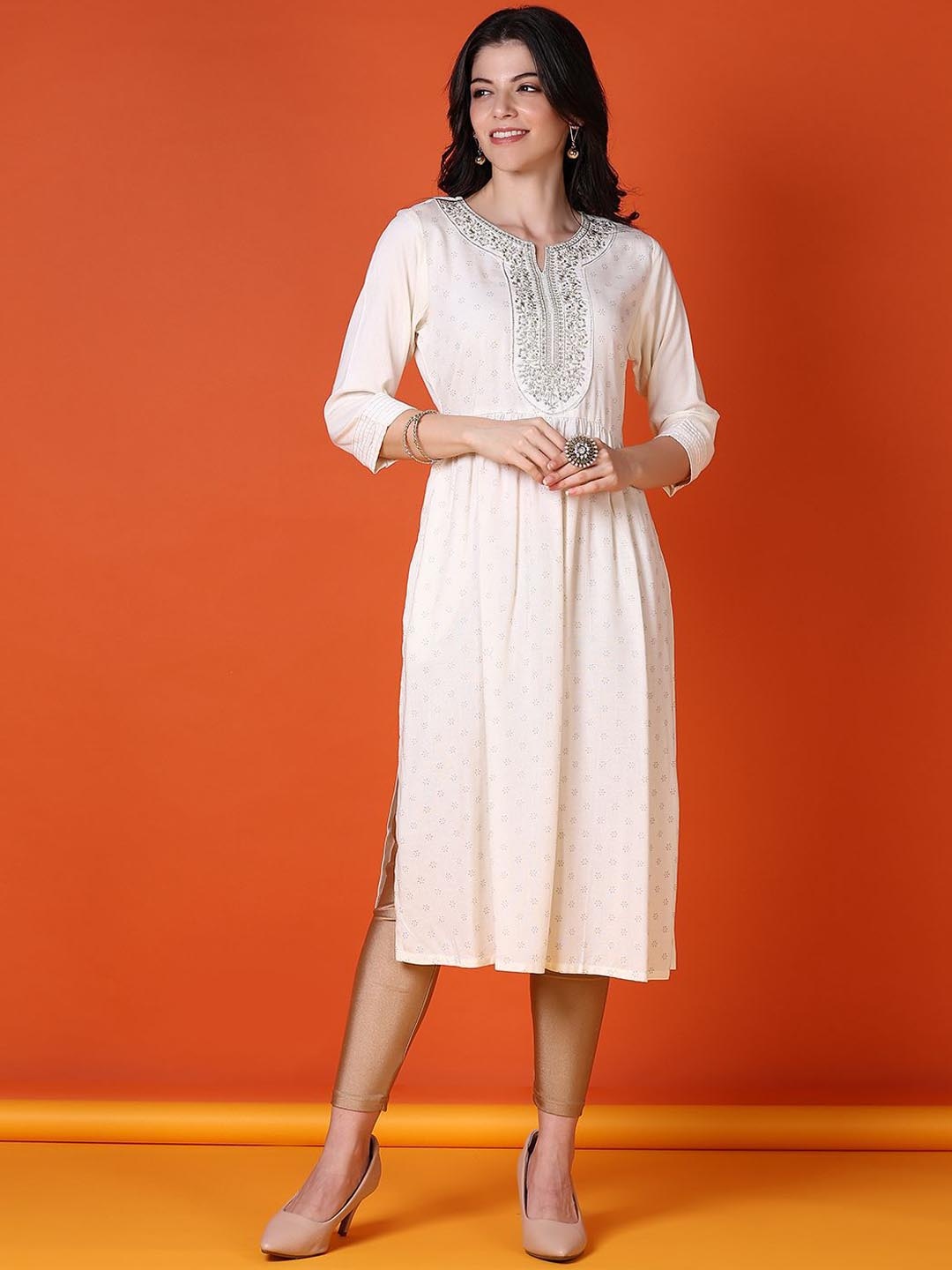 

V-Mart Floral Printed Round Neck Regular Thread Work A-Line Kurta, Off white