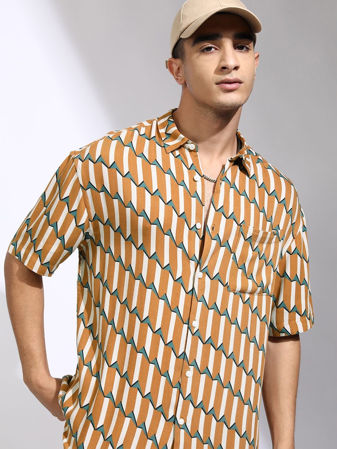 

HIGHLANDER Men AOP Printed Dropshoulder Oversized Shirt, Mustard