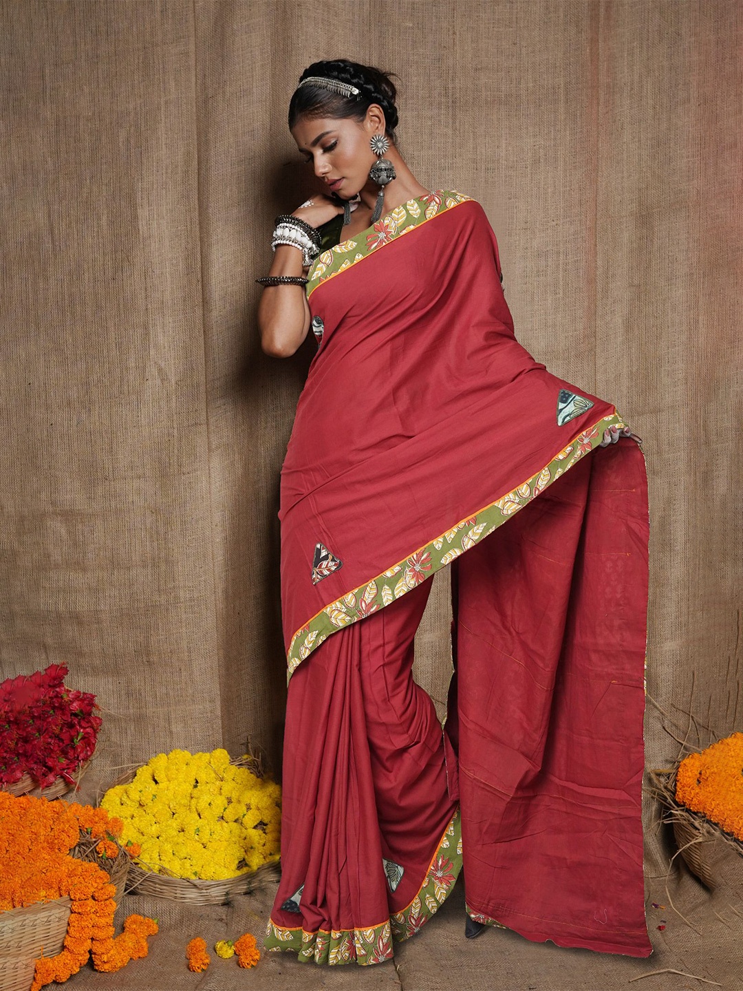 

Unnati Silks Floral Pure Cotton Handloom Block Print Saree, Maroon