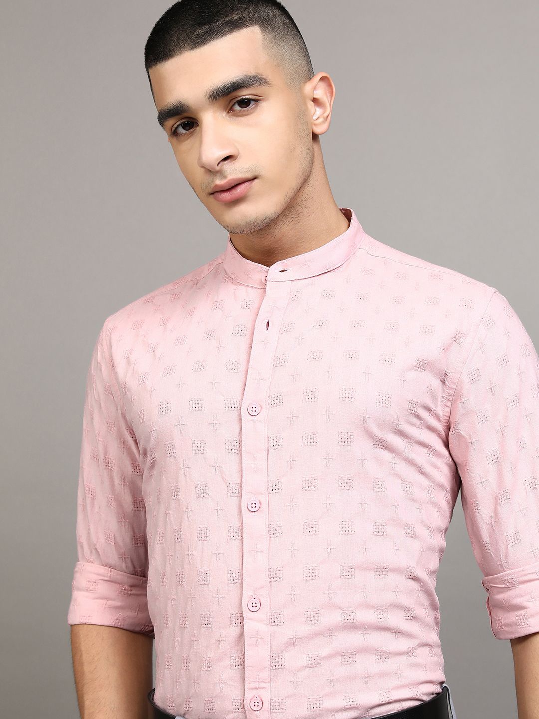 

HIGHLANDER Men Dobby Textured Solid Mandarin Collar Casual Shirt, Pink