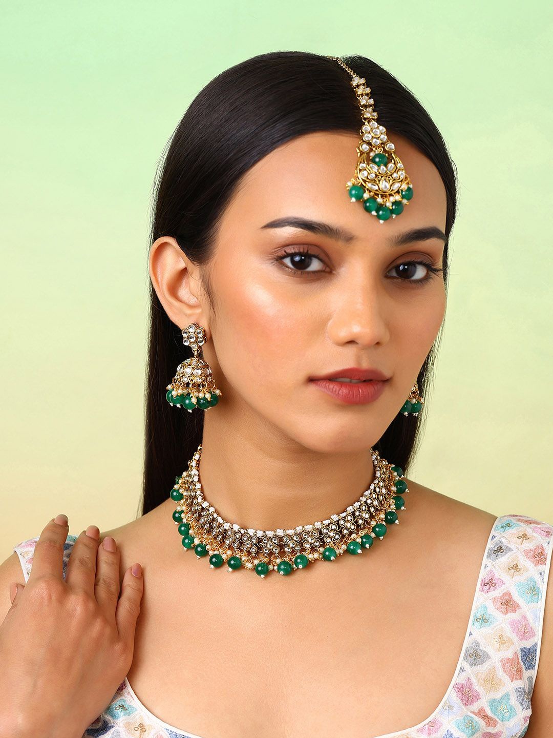 

Priyaasi Gold Plated Kundan Studded & Beaded Necklace & Earrings With Maang Tika