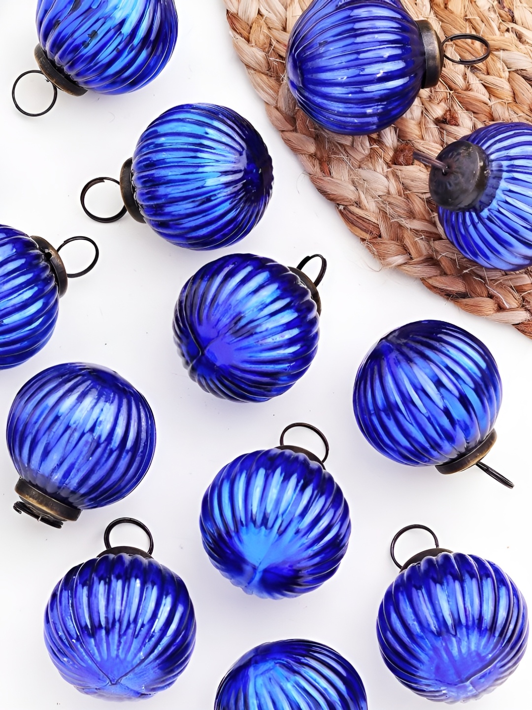 

Indianshelf Blue 12-Pcs Glossy Glass Christmas Tree Decoration
