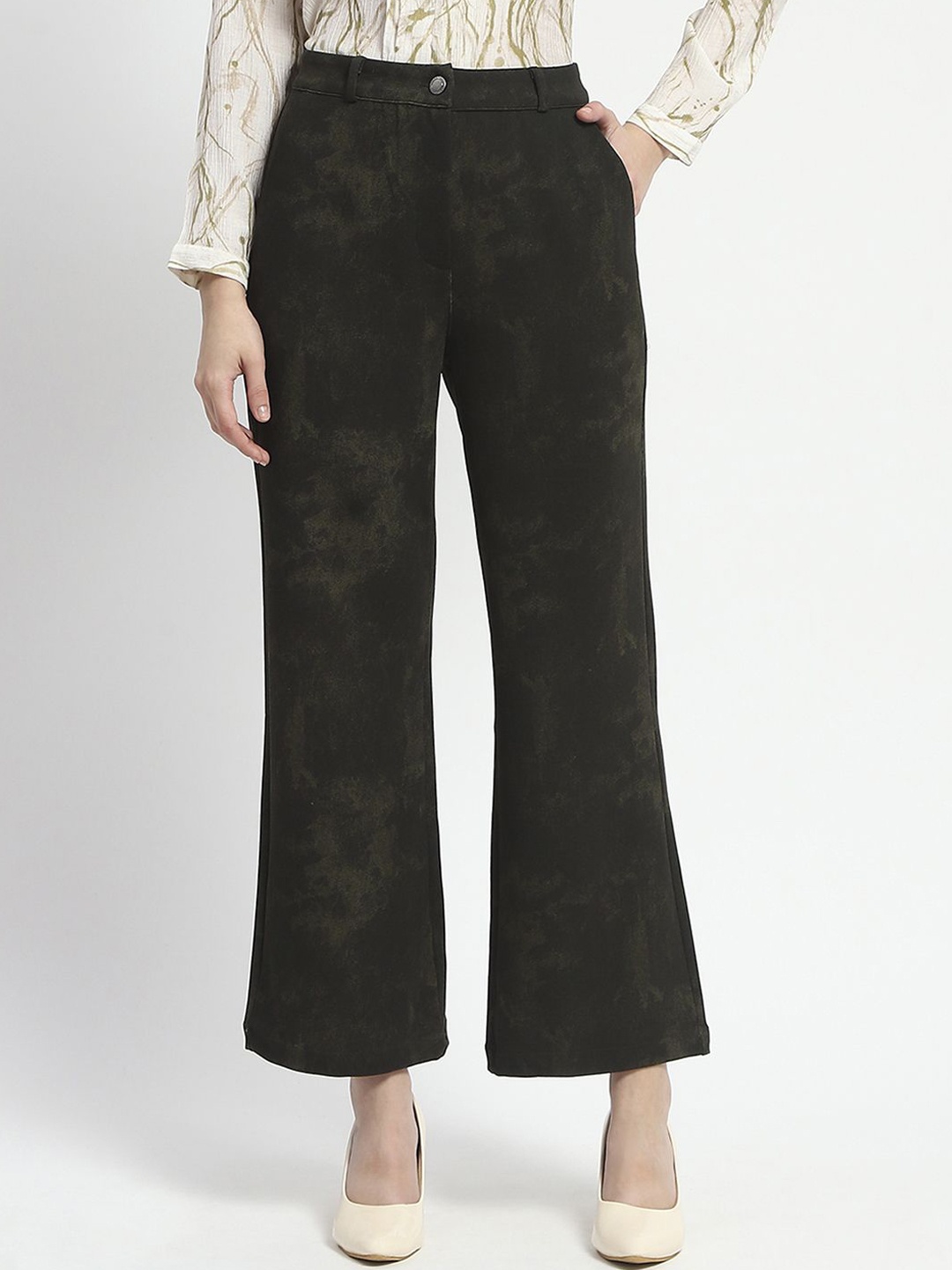 

Madame Women Regular Fit Self Design Textured Trousers, Green